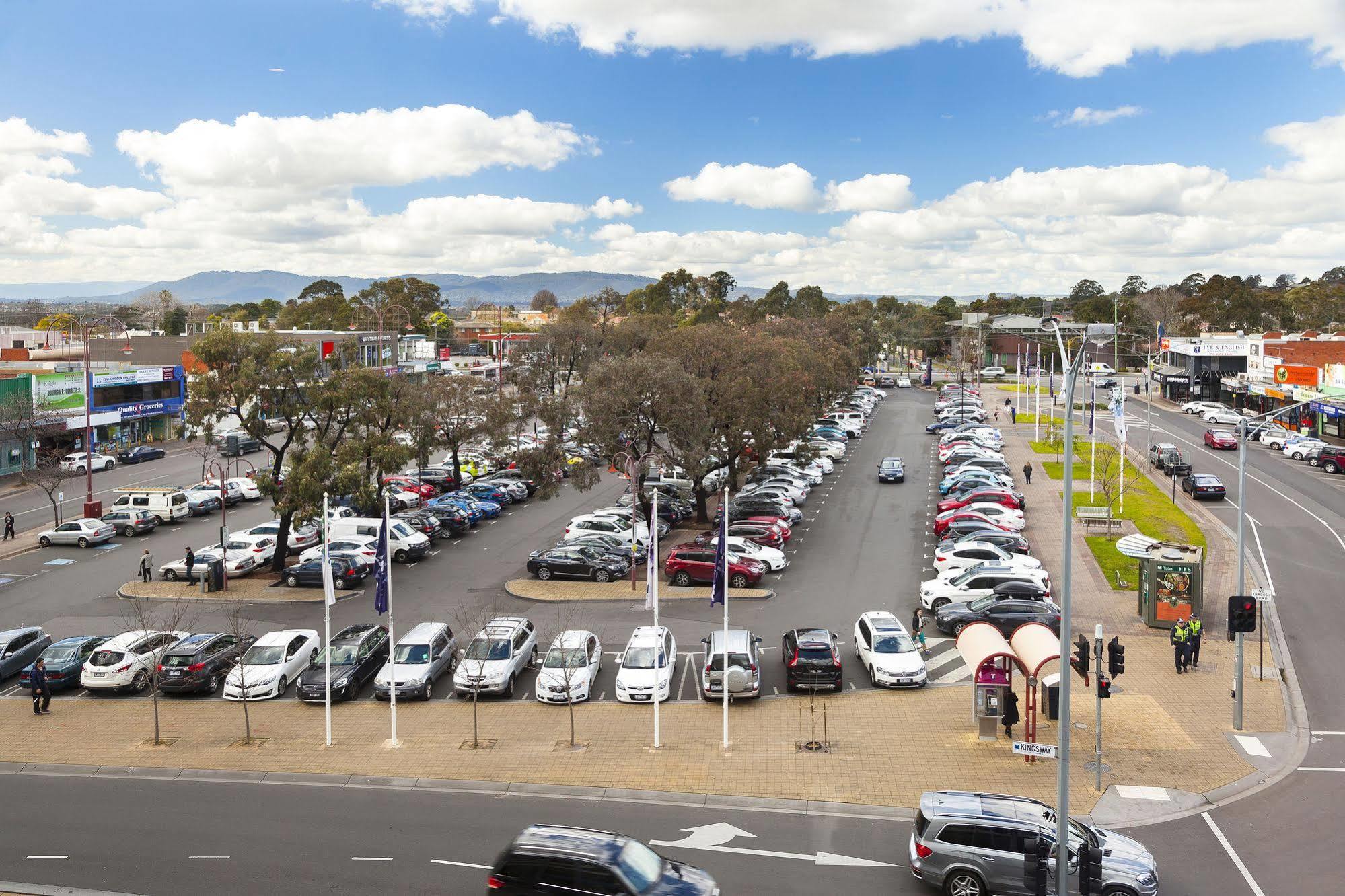 Park Avenue - Ikon Glen Waverley Exteriör bild